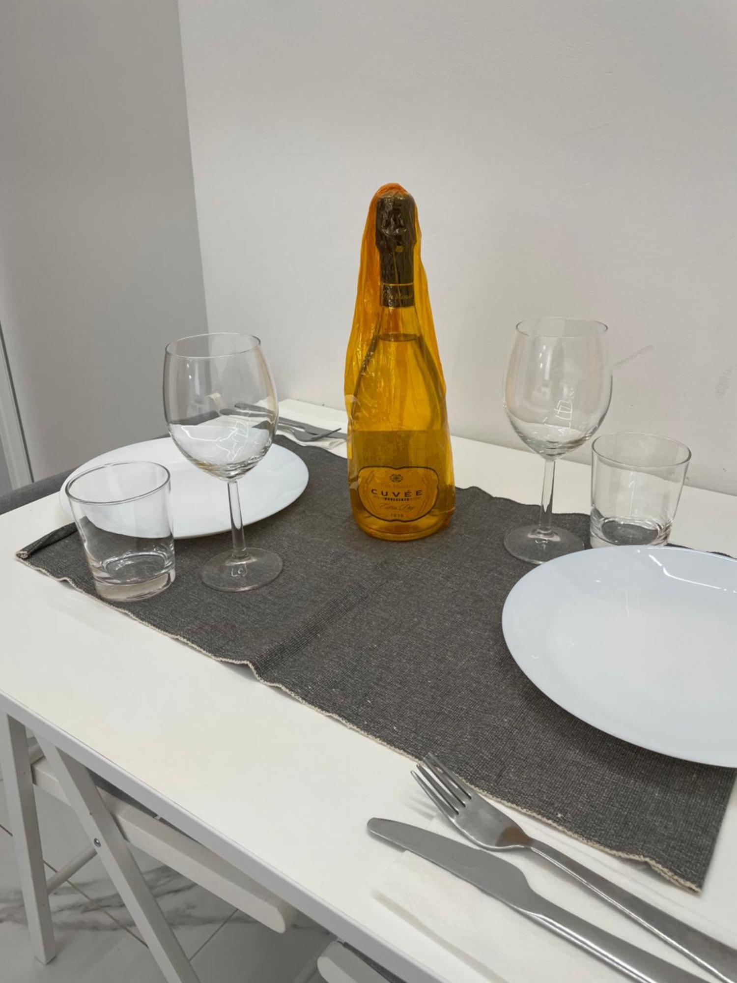 Ferienwohnung Luxury 5 Al Duomo Di Parma Exterior foto