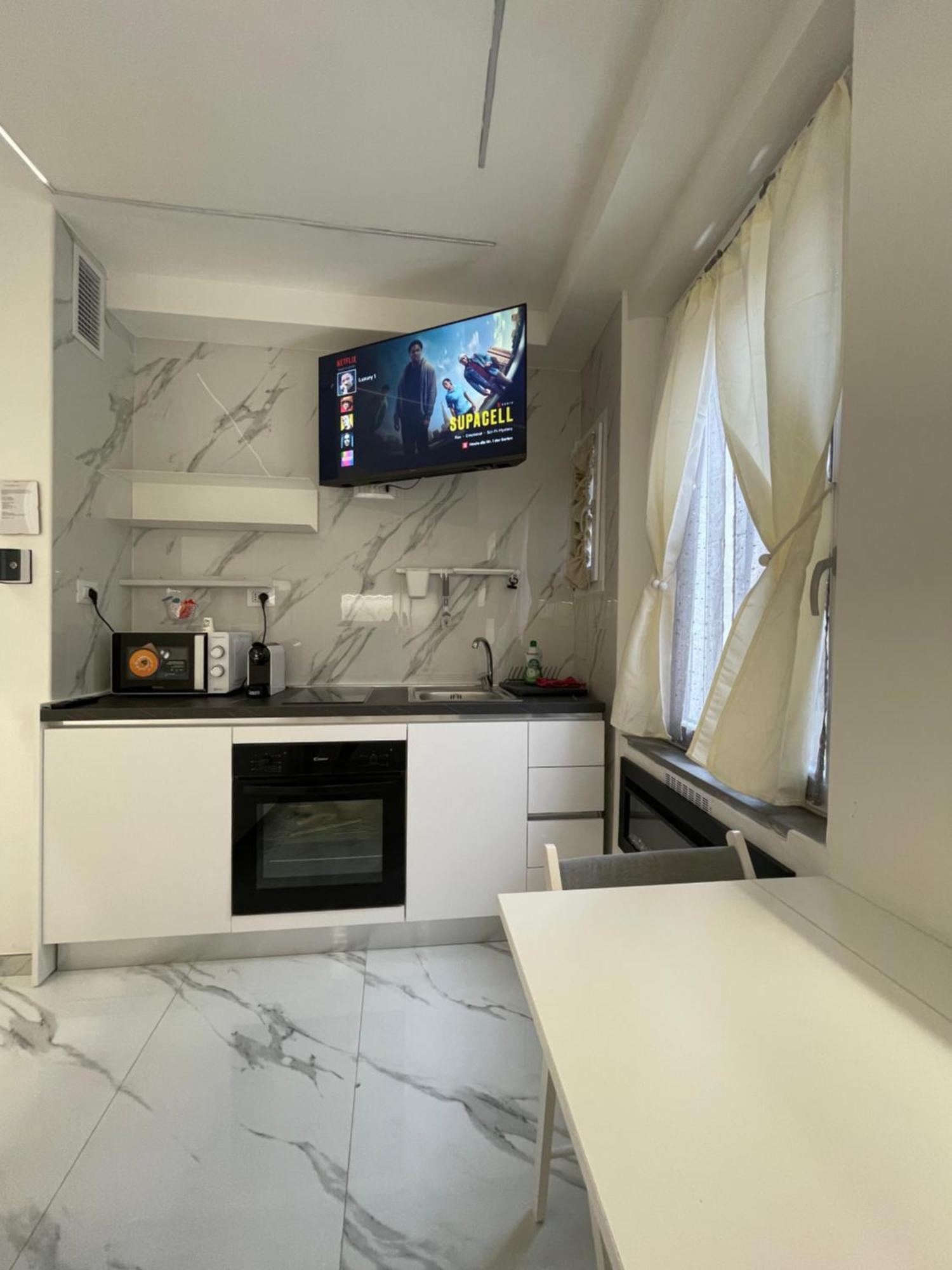 Ferienwohnung Luxury 5 Al Duomo Di Parma Exterior foto